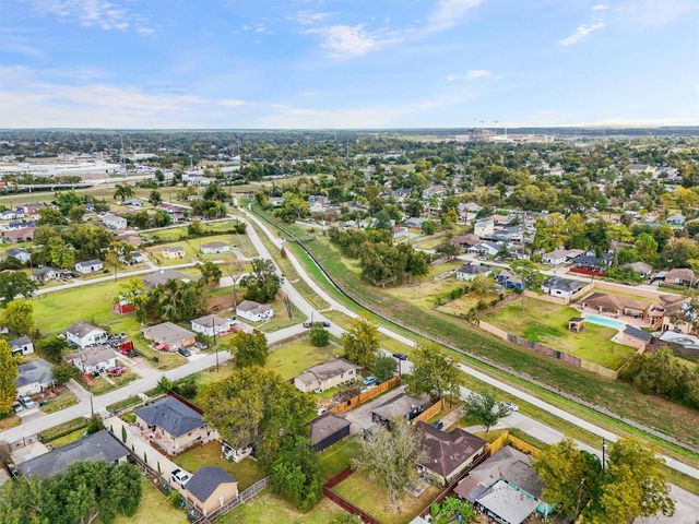 4611 W Hunting Street, Houston, TX 77026