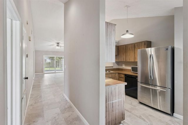 3244 LAUREL DALE DRIVE, Tampa, FL 33618