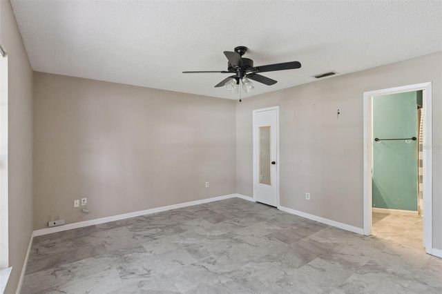 3244 LAUREL DALE DRIVE, Tampa, FL 33618