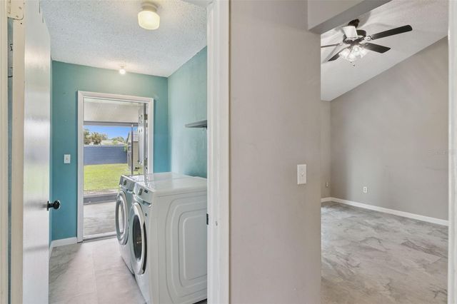 3244 LAUREL DALE DRIVE, Tampa, FL 33618