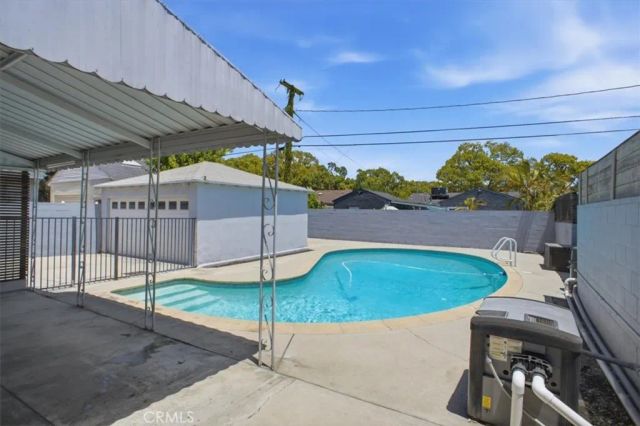 1440 N Evergreen, Burbank, CA 91505