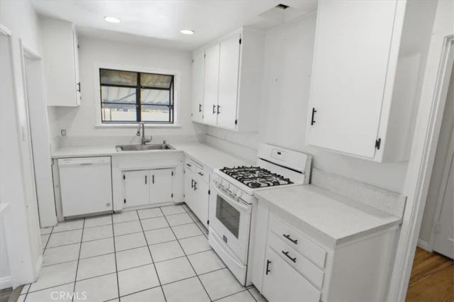1440 N Evergreen, Burbank, CA 91505