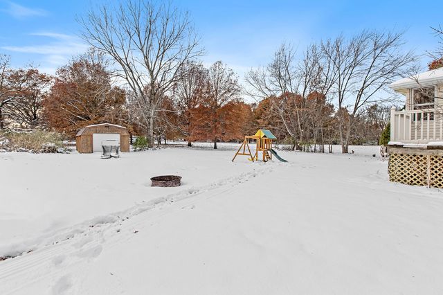 984 N 200 W, Valparaiso, IN 46385