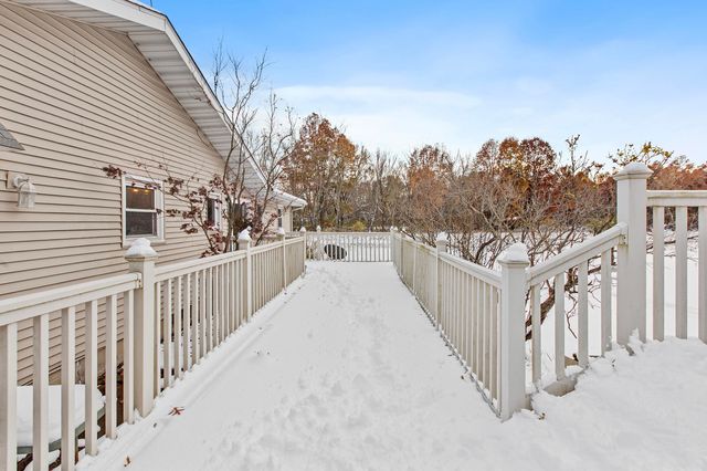 984 N 200 W, Valparaiso, IN 46385