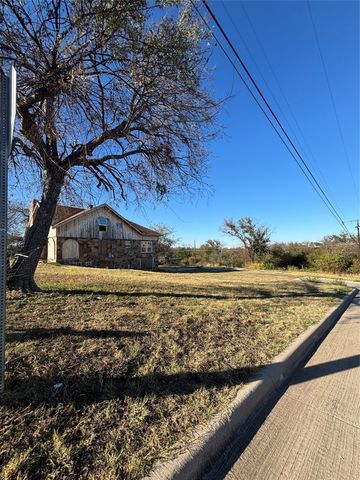 2800 NW 31st Street, Fort Worth, TX 76106