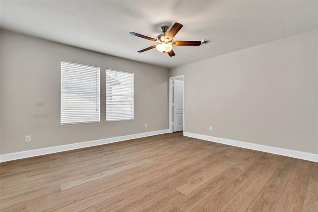 12715 Windy Summer Lane, Houston, TX 77044