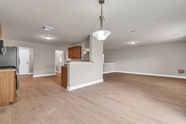 12715 Windy Summer Lane, Houston, TX 77044