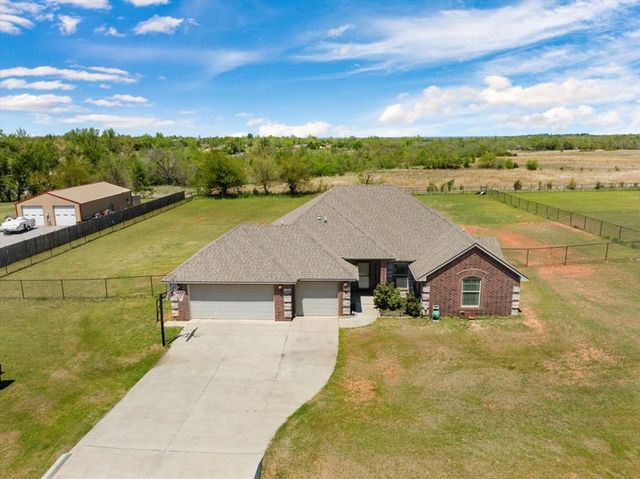 2004 County Road 1198, Tuttle, OK 73089