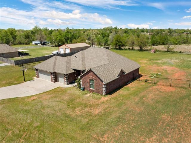 2004 County Road 1198, Tuttle, OK 73089
