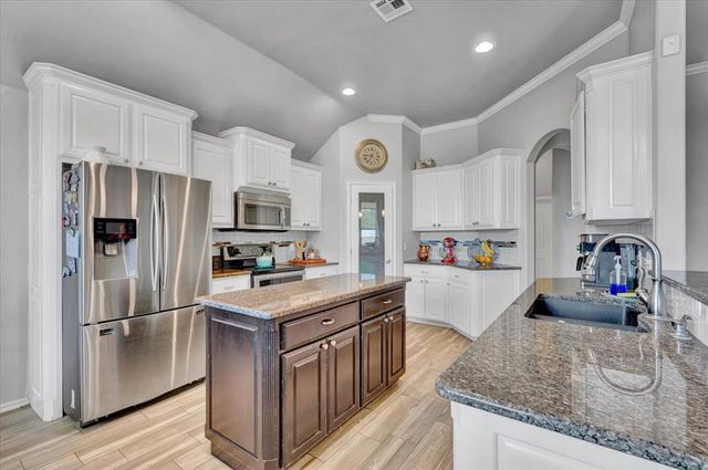 2004 County Road 1198, Tuttle, OK 73089