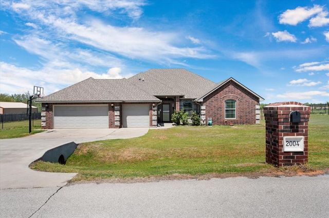 2004 County Road 1198, Tuttle, OK 73089