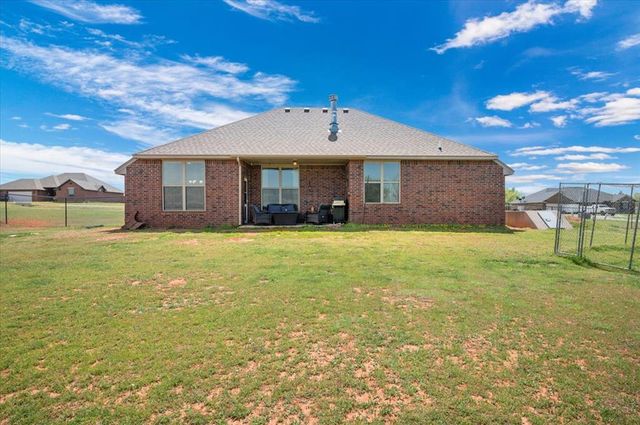 2004 County Road 1198, Tuttle, OK 73089