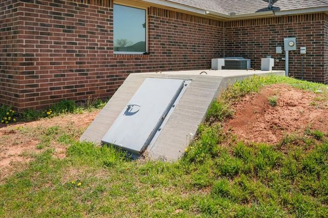 2004 County Road 1198, Tuttle, OK 73089