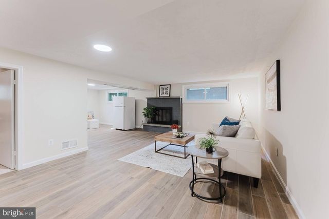 5218 MILLAND ST, Springfield, VA 22151