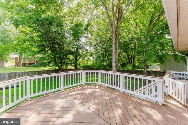 5218 MILLAND ST, Springfield, VA 22151