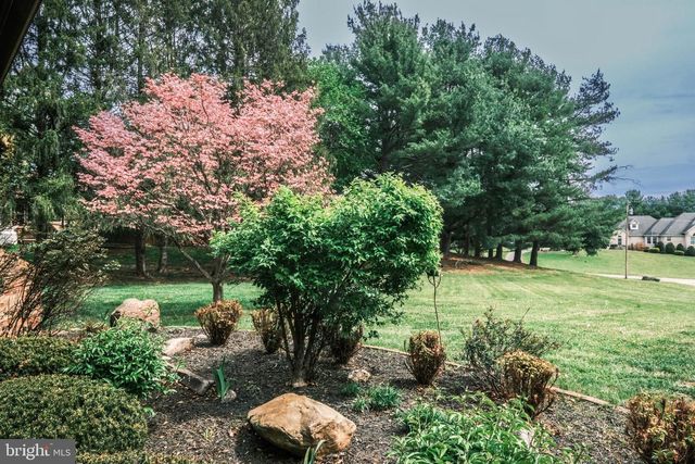 225 BOWLING GREEN RD, Front Royal, VA 22630