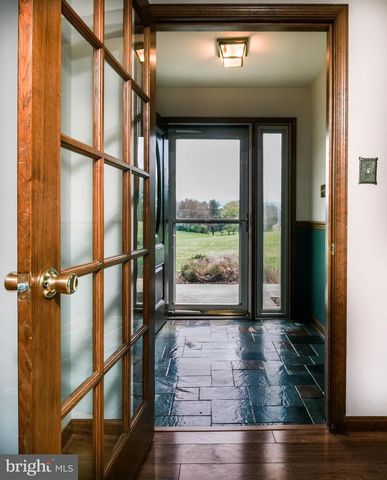 225 BOWLING GREEN RD, Front Royal, VA 22630