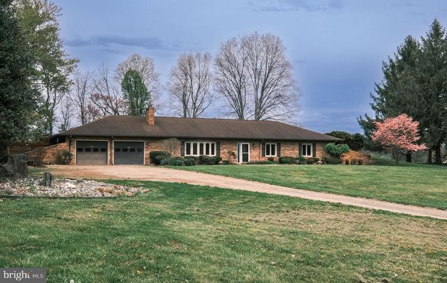 225 BOWLING GREEN RD, Front Royal, VA 22630