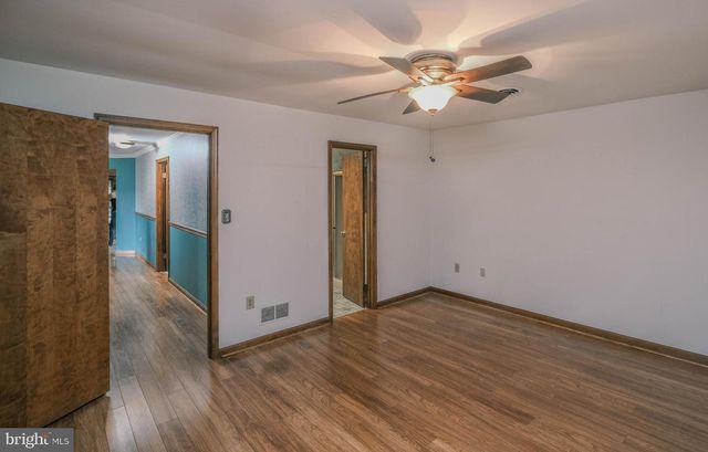 225 BOWLING GREEN RD, Front Royal, VA 22630