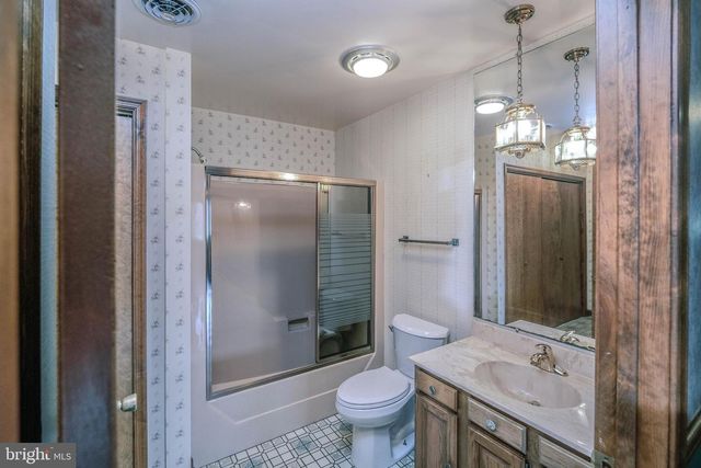 225 BOWLING GREEN RD, Front Royal, VA 22630