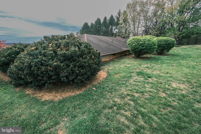 225 BOWLING GREEN RD, Front Royal, VA 22630