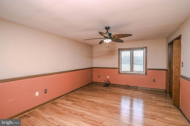 225 BOWLING GREEN RD, Front Royal, VA 22630