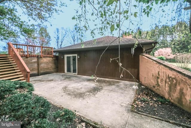 225 BOWLING GREEN RD, Front Royal, VA 22630