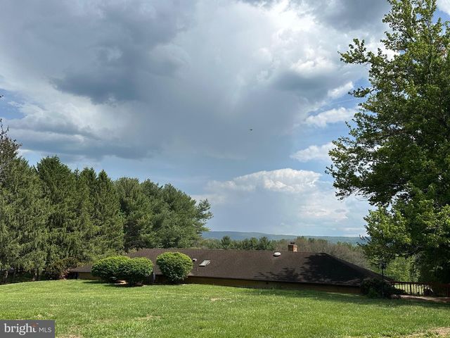 225 BOWLING GREEN RD, Front Royal, VA 22630