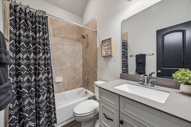 1002 Grevillea Circle, Richmond, TX 77406