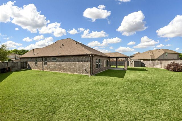 1002 Grevillea Circle, Richmond, TX 77406