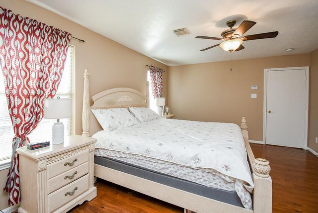 4622 Saba Road, Houston, TX 77045