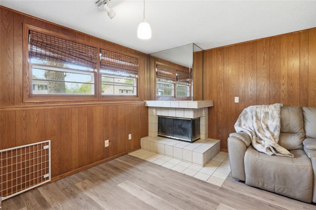 4100 73rd Street, Urbandale, IA 50322