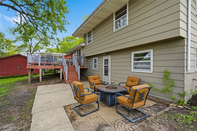4100 73rd Street, Urbandale, IA 50322