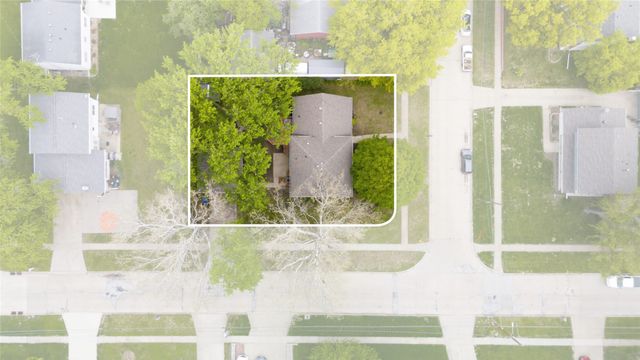 4100 73rd Street, Urbandale, IA 50322