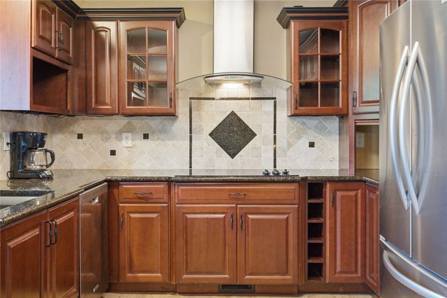 4100 73rd Street, Urbandale, IA 50322