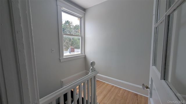 632 Middle Neck Road 2nd Floor, Great Neck, NY 11023