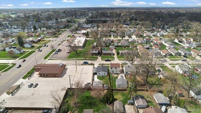 7256 Deering Street, Westland, MI 48185