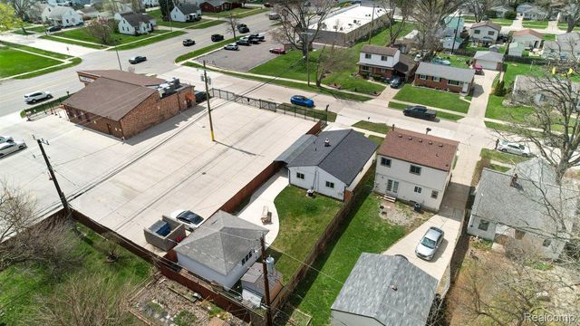 7256 Deering Street, Westland, MI 48185