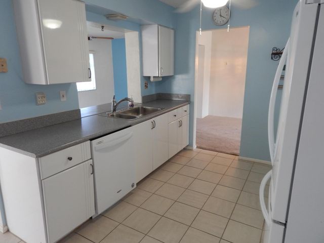 6805 NW 77th Street, Tamarac, FL 33321