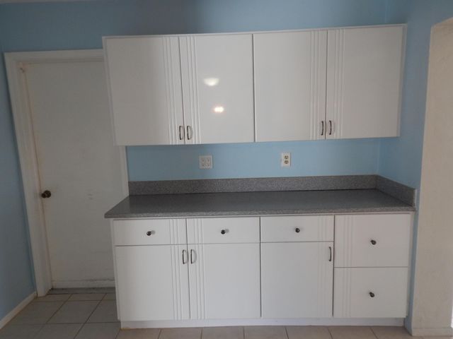 6805 NW 77th Street, Tamarac, FL 33321