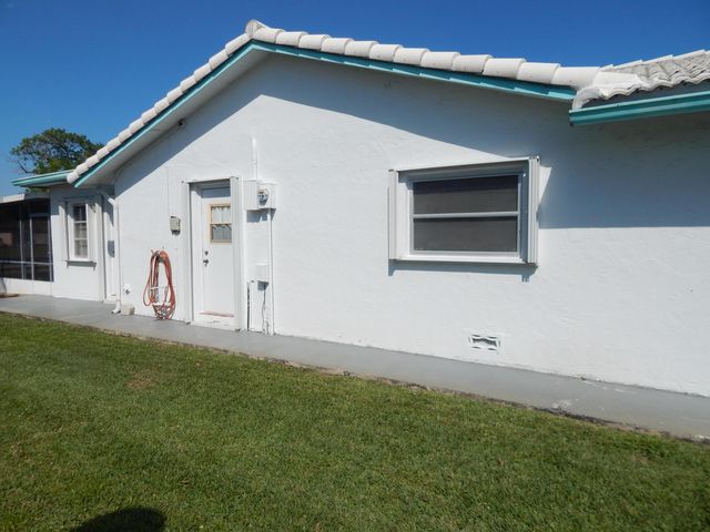 6805 NW 77th Street, Tamarac, FL 33321