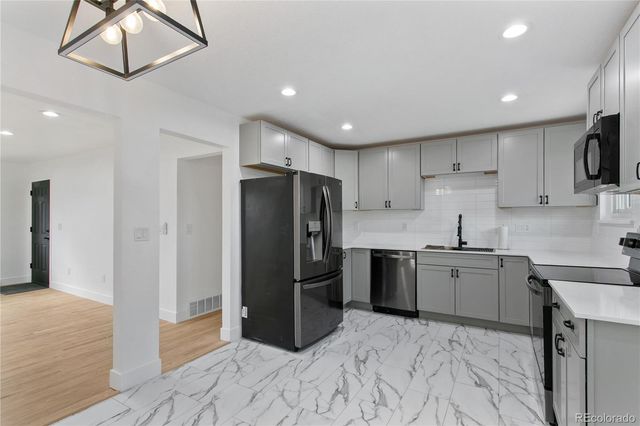 1624 S Yukon Court, Lakewood, CO 80232