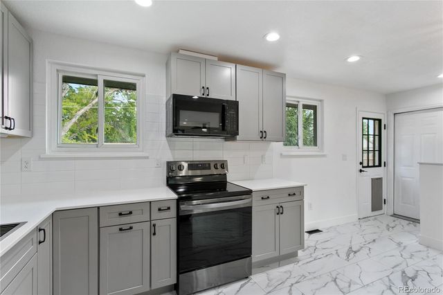 1624 S Yukon Court, Lakewood, CO 80232