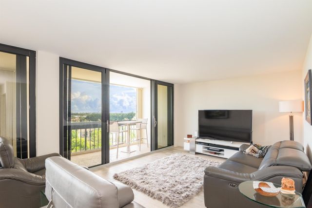 2400 Presidential Way 801, West Palm Beach, FL 33401