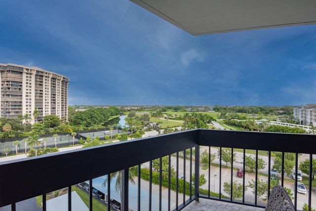 2400 Presidential Way 801, West Palm Beach, FL 33401