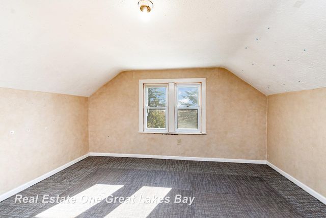 808 W Cody Estey Road, Pinconning, MI 48650