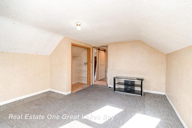 808 W Cody Estey Road, Pinconning, MI 48650