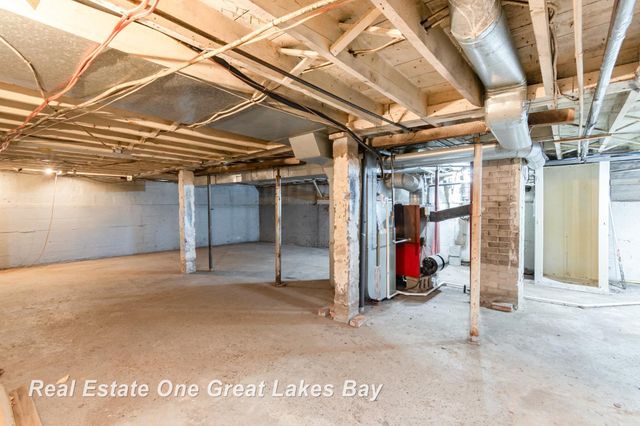 808 W Cody Estey Road, Pinconning, MI 48650