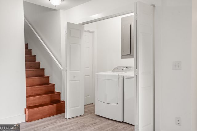 832 Round Top Drive, Clayton, GA 30525