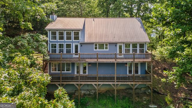 832 Round Top Drive, Clayton, GA 30525